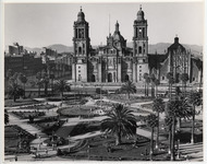 <span itemprop="name">Church with two towers in Mexico City....</span>