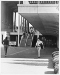 <span itemprop="name">Unidentified students walking at the State...</span>