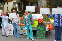 <span itemprop="name">Saratoga County Local members demonstrate against...</span>