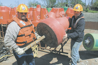<span itemprop="name">Canal Maintenance Assistants Bob Hart, left, and...</span>