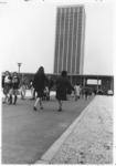 <span itemprop="name">Unidentified students walking toward and away from...</span>