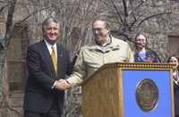 <span itemprop="name">Albany Mayor Jerry Jennings shakes hands with an...</span>