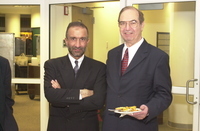 <span itemprop="name">Carl Rosner and an unidentified person at the 2002...</span>