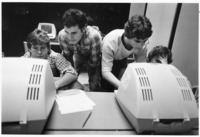 <span itemprop="name">Unidentified students using computers at the State...</span>