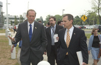 <span itemprop="name">New York State Governor George E. Pataki (left)...</span>