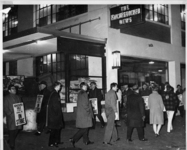 <span itemprop="name">Picket line during the 1964 strike of the...</span>