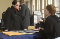 <span itemprop="name">Students and prospective employers attend a career...</span>