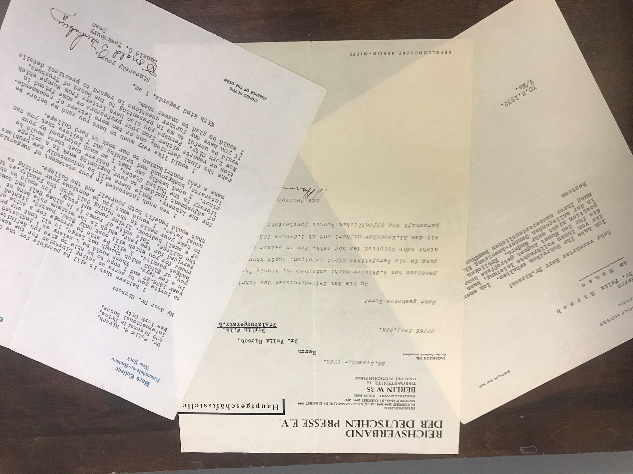 Blog Post: Processing Archival Collections as a Bilingual Archivist